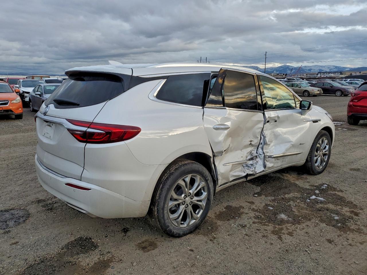 Buick Enclave Avenir Image 3