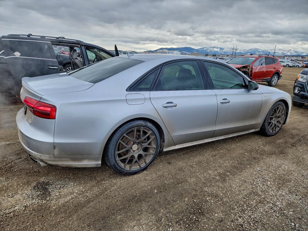 Audi S8 Plus Quattro Image 4