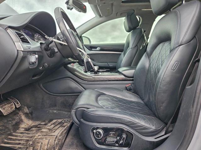 Audi S8 Plus Quattro Image 8