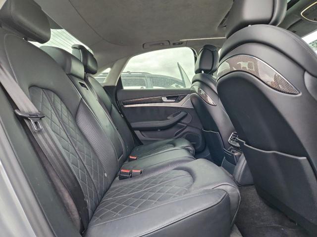 Audi S8 Plus Quattro Image 9