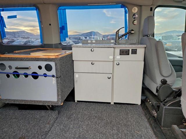 Ford Transit T-350 Image 11