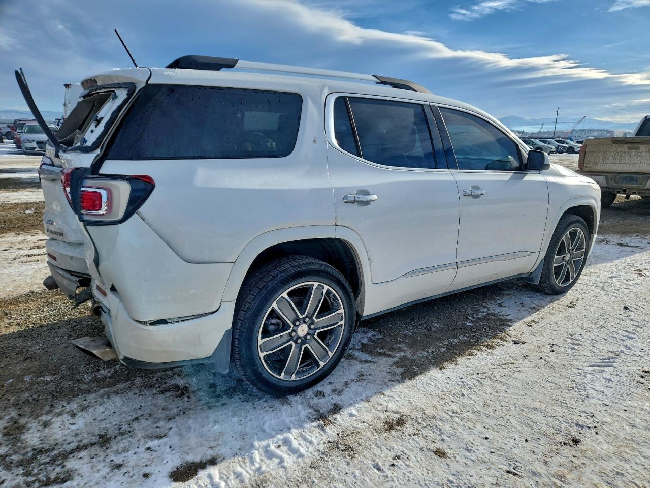 GMC Acadia Denali Image 10
