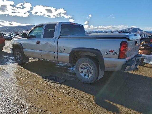 Chevrolet Silverado K1500 Image 4