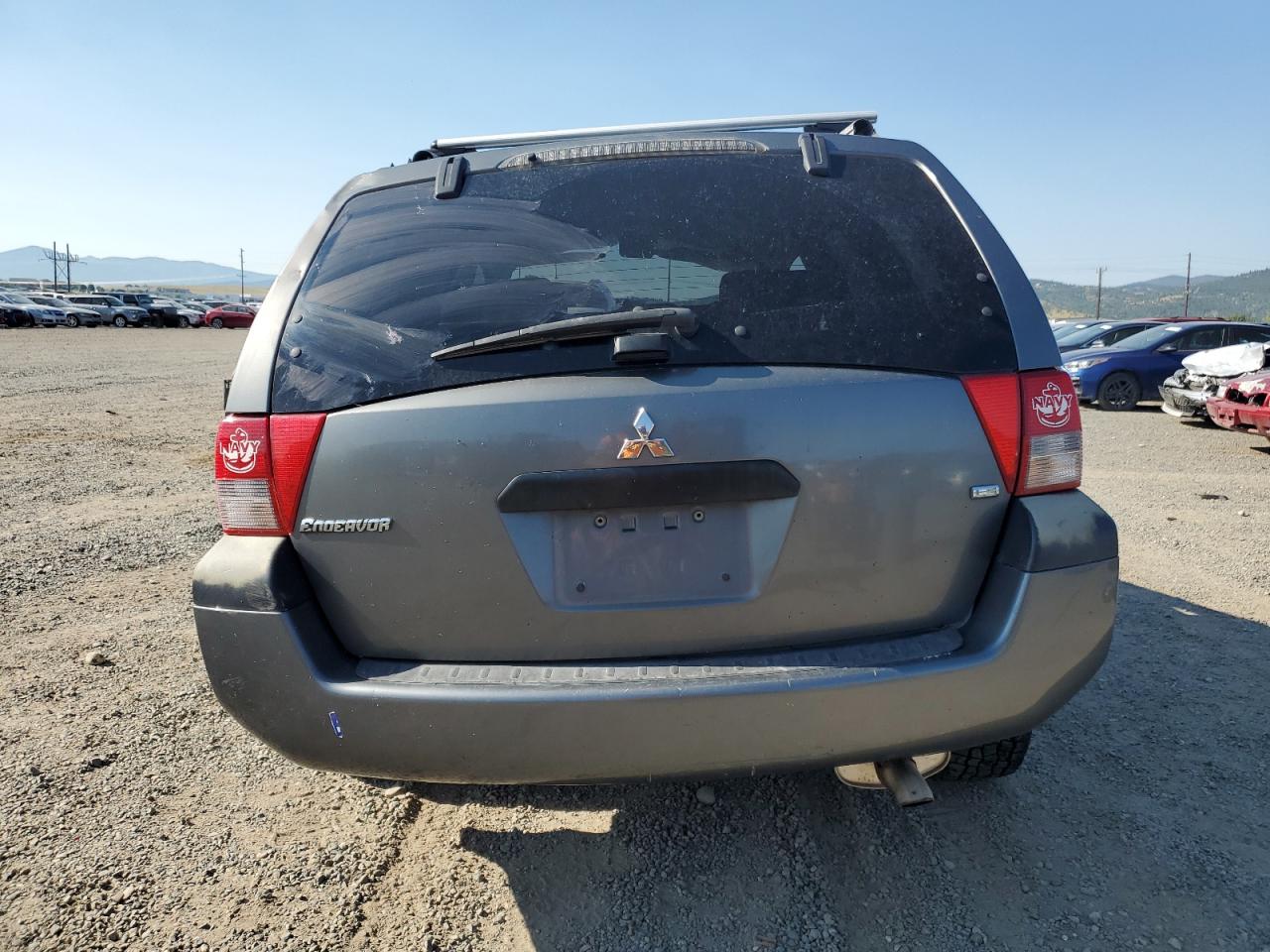 Mitsubishi Endeavor Ls Image 12