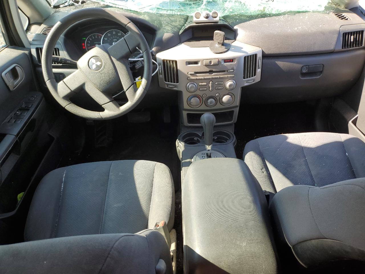 Mitsubishi Endeavor Ls Image 11