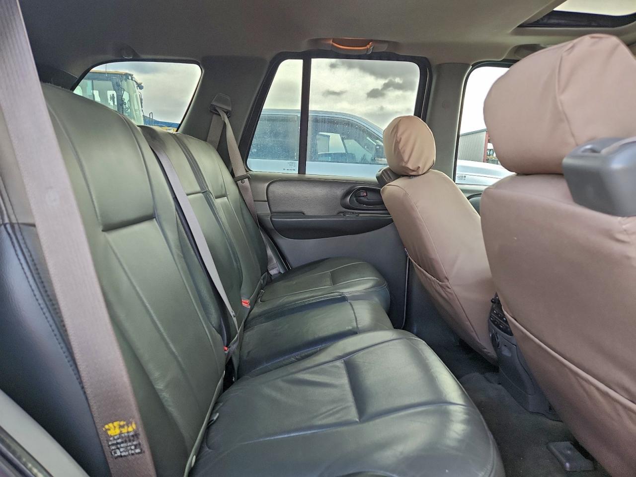 Chevrolet Trailblazer Ls Image 6