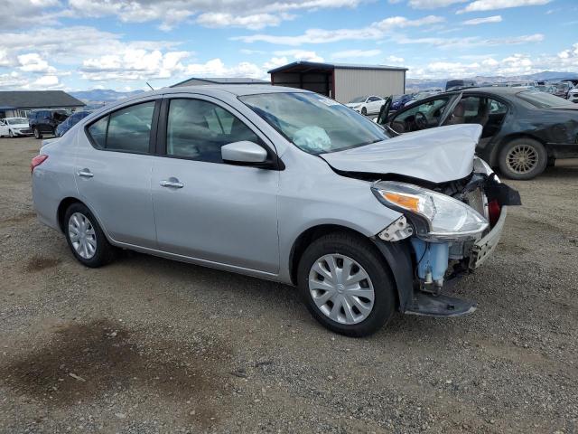 Nissan Versa S Image 5