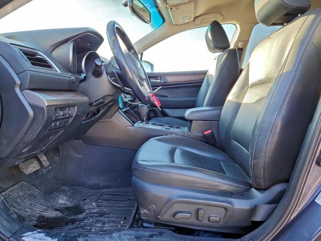 Subaru Outback 2.5i Limited Image 12