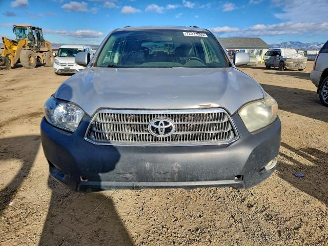 Toyota Highlander Sport Image 7