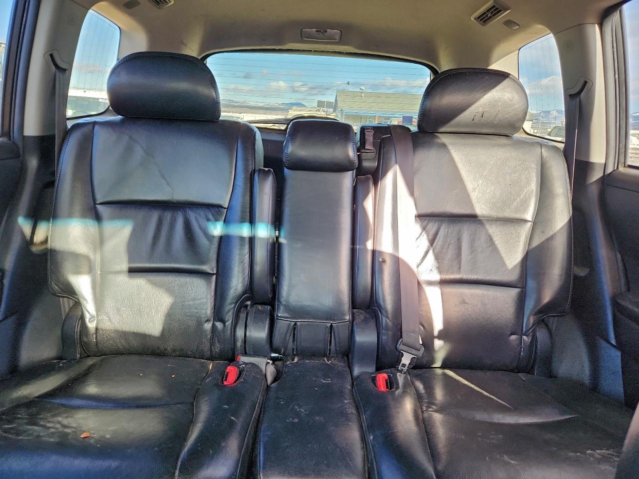 Toyota Highlander Sport Image 6