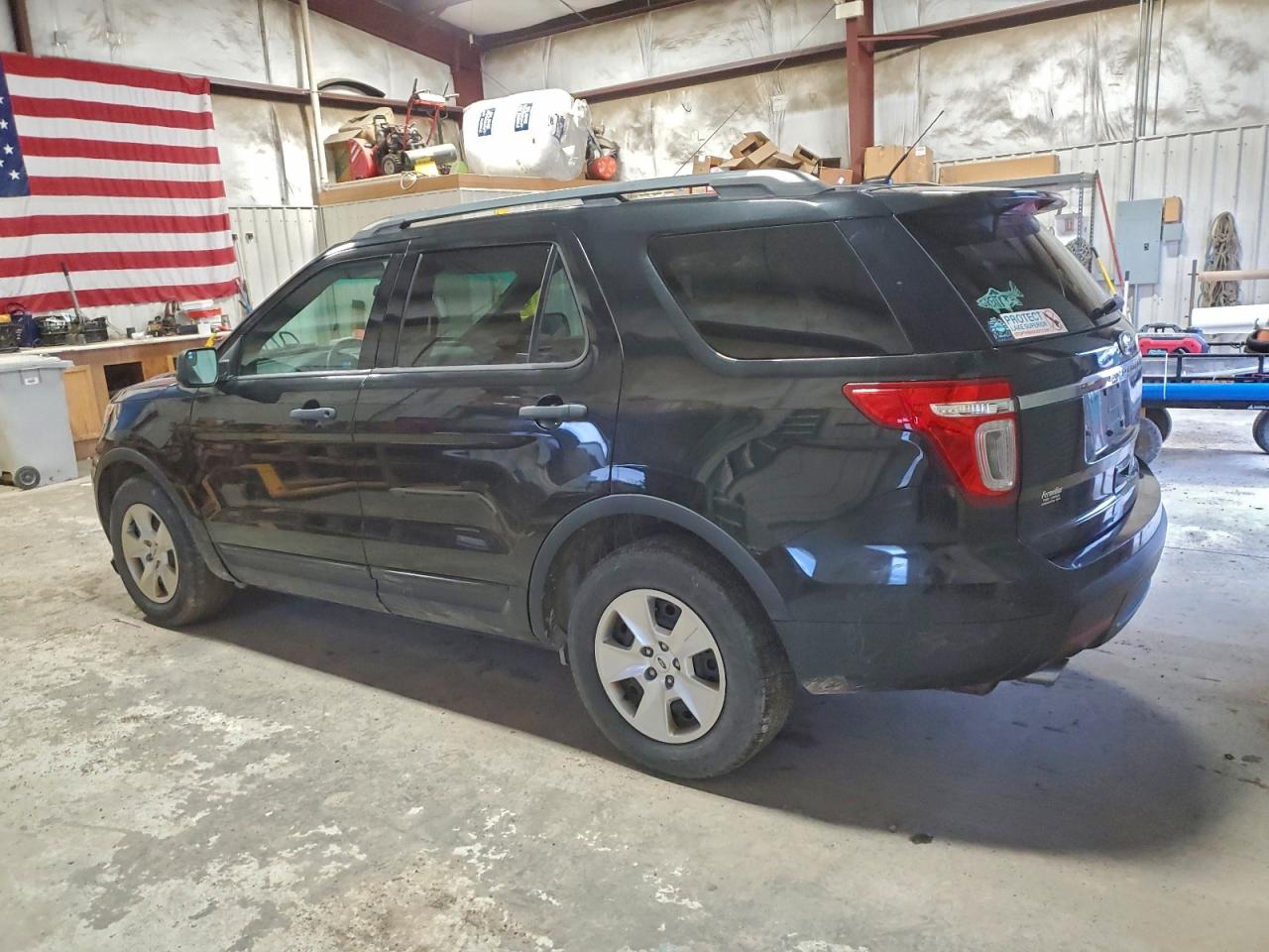 Ford Explorer Image 7