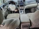 Toyota Highlander Base Image 3