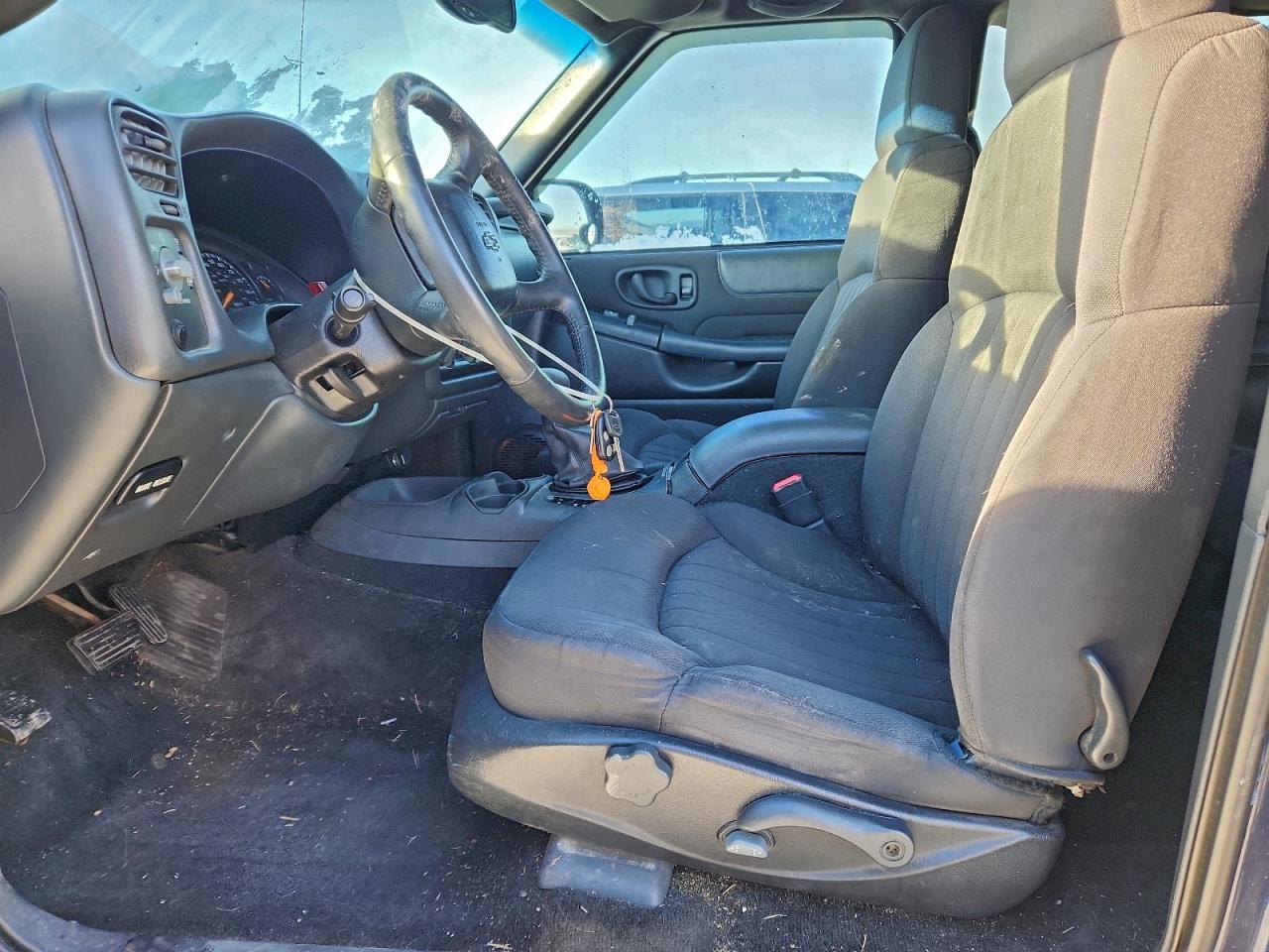 Chevrolet Blazer Image 9