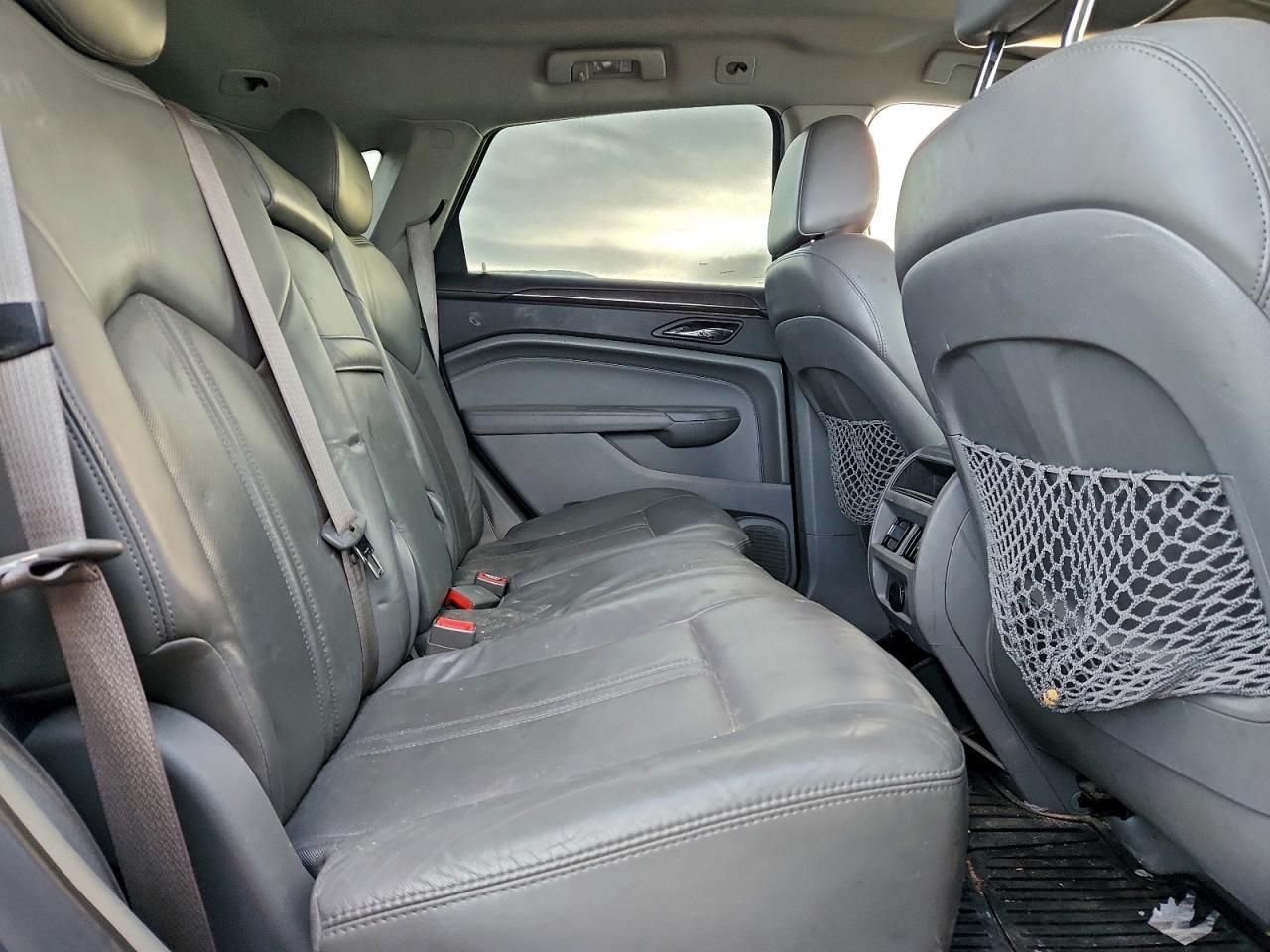 Cadillac SRX Image 8