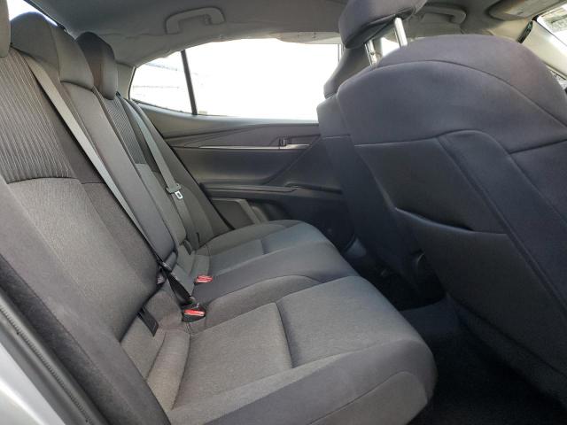 Toyota Camry Xse Image 8