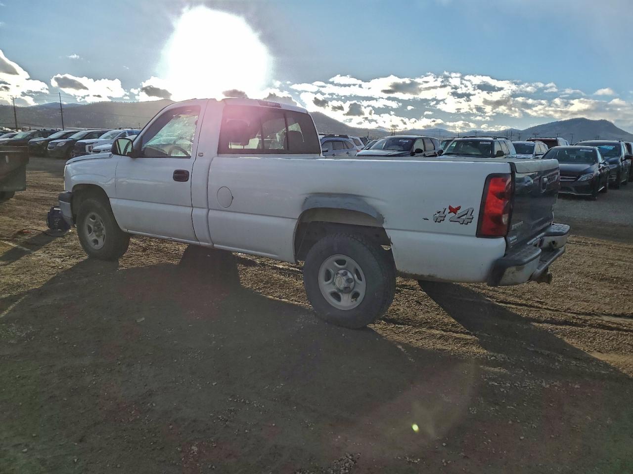 Chevrolet Silverado K1500 Image 4