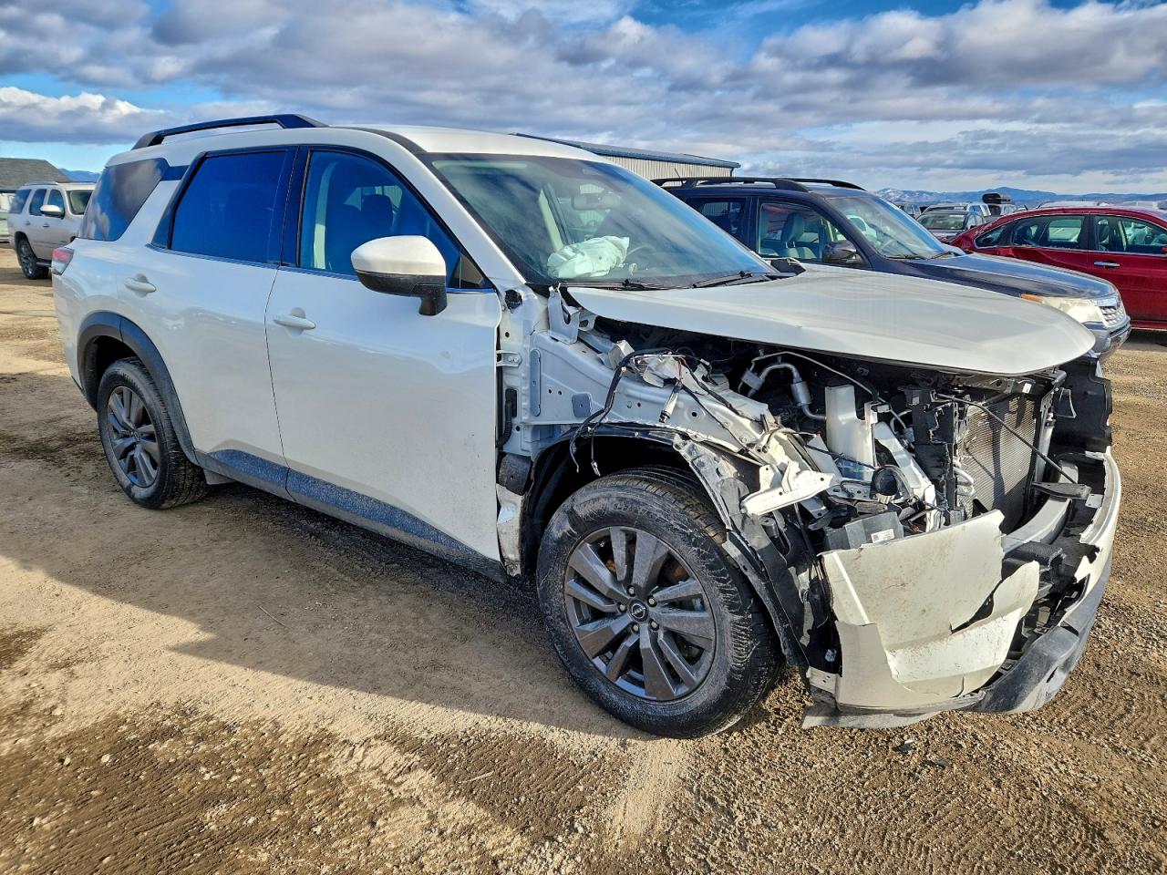 Nissan Pathfinder Sv Image 6