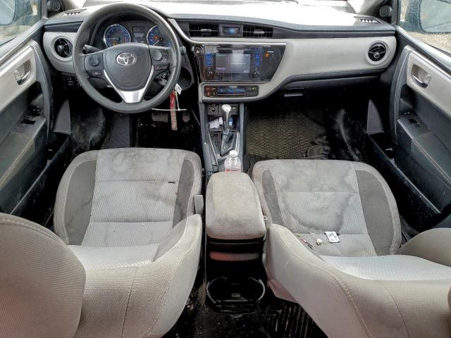 Toyota Corolla L Image 9