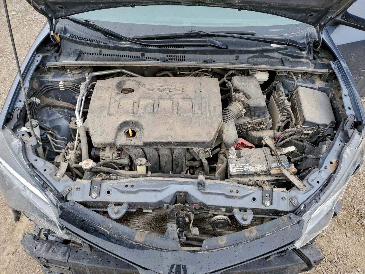 Toyota Corolla L Image 11