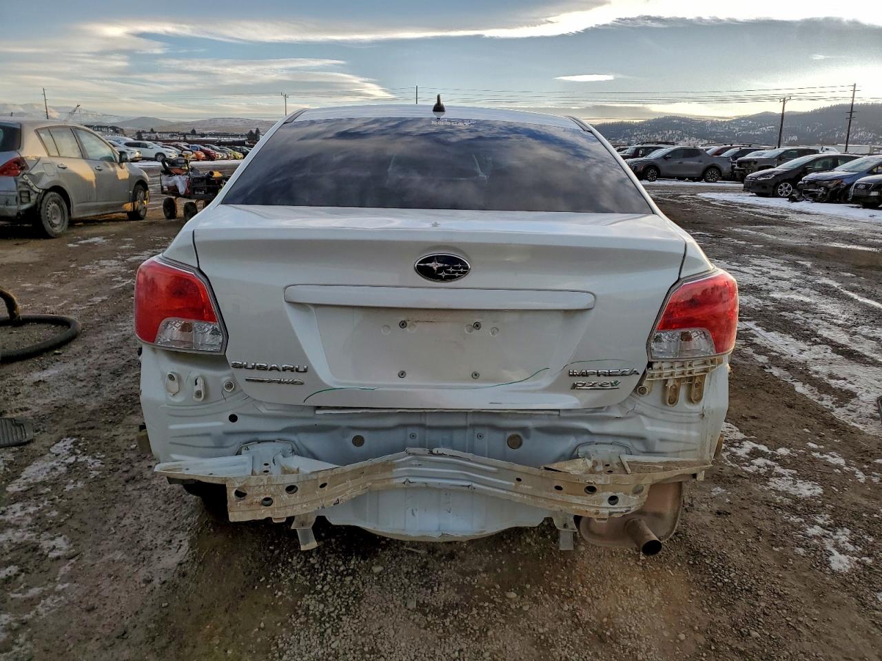 Subaru Impreza Image 12