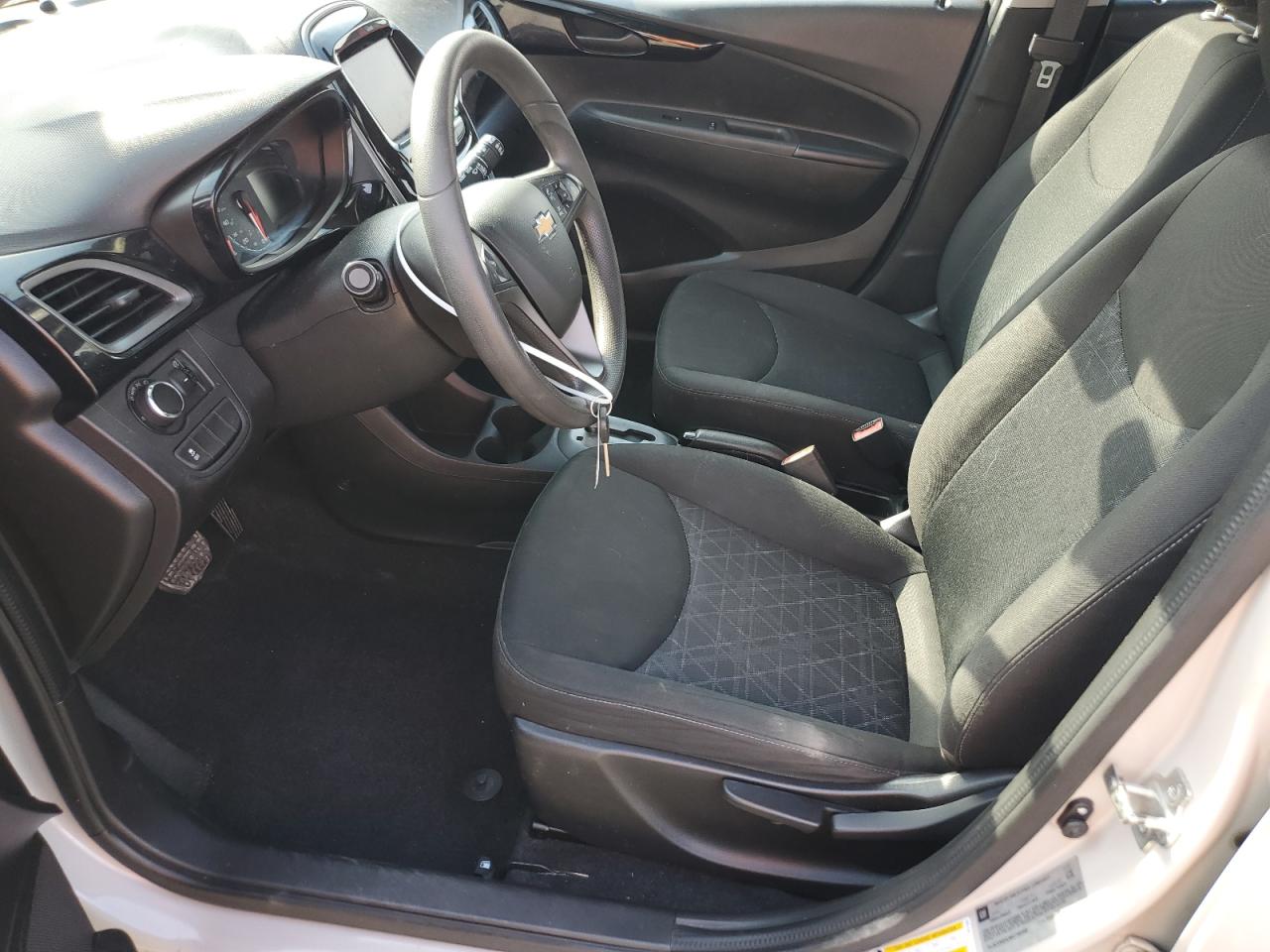 Chevrolet Spark 1lt Image 7